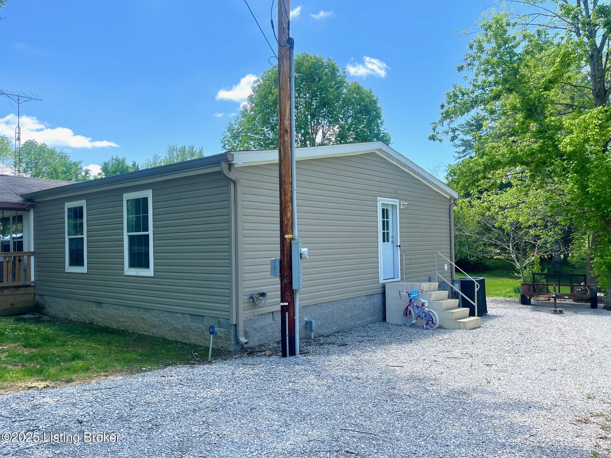 31 Friendship Rd, Falls Of Rough, Kentucky image 29