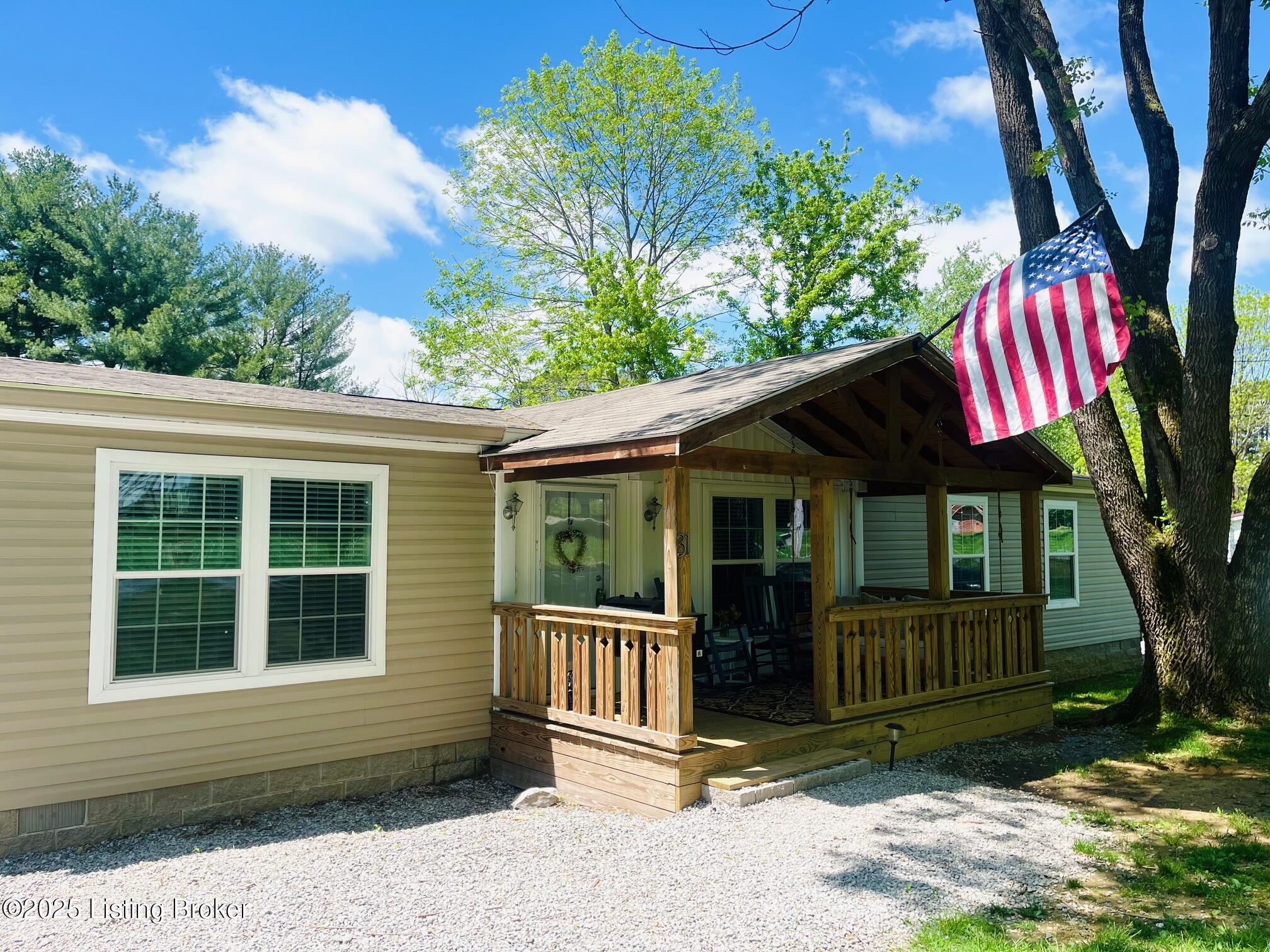 31 Friendship Rd, Falls Of Rough, Kentucky image 2