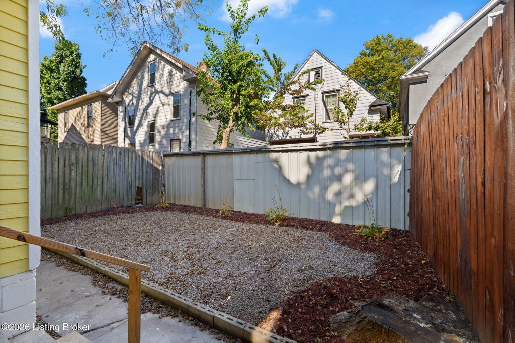 Photo of 1839 Sherwood Ave, Louisville, KY 40205 (MLS # 1732950)