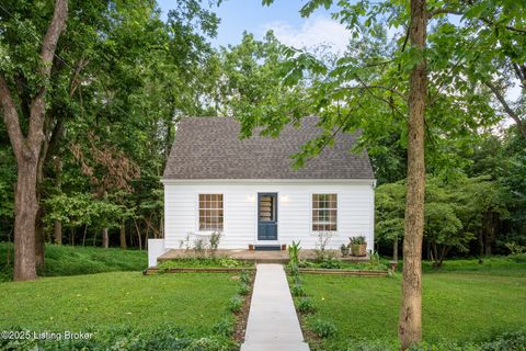 Photo of 2102 Goshen Ln, Goshen, KY 40026 (MLS # 1694426)