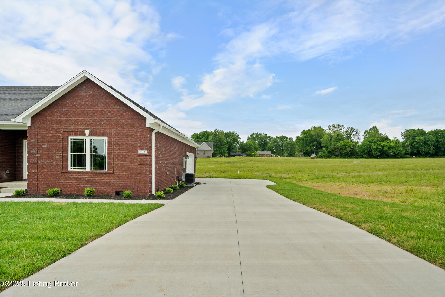 409 Palmetto Way, Bardstown, Kentucky image 3