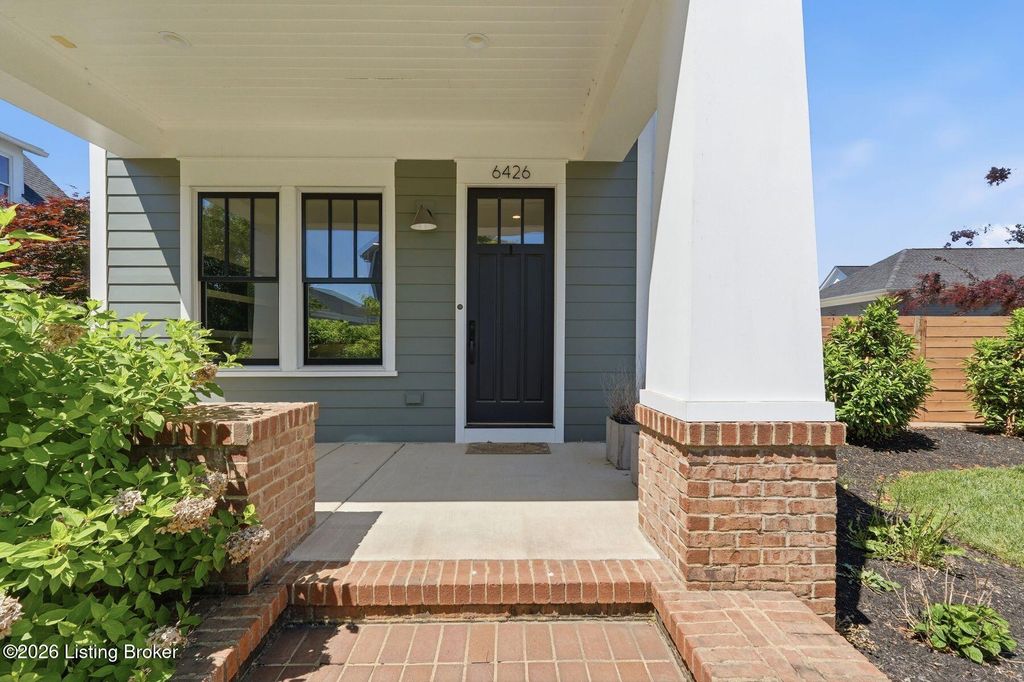 Photo of 6426 Paintbrush Ln, Prospect, KY 40059 (MLS # 1716347)
