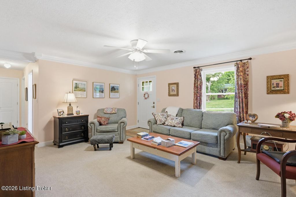 Photo of 212 Lilac Rd, Leitchfield, KY 42754 (MLS # 1715685)