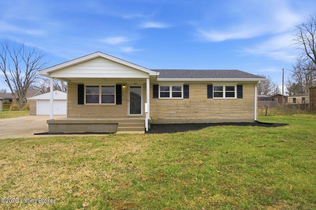 Photo of 202 Daniel Dr, Shepherdsville, KY 40165 (MLS # 1709991)