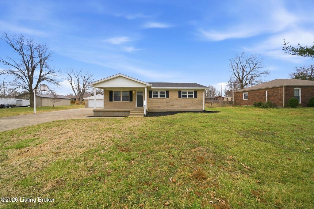 Photo of 202 Daniel Dr, Shepherdsville, KY 40165 (MLS # 1709991)