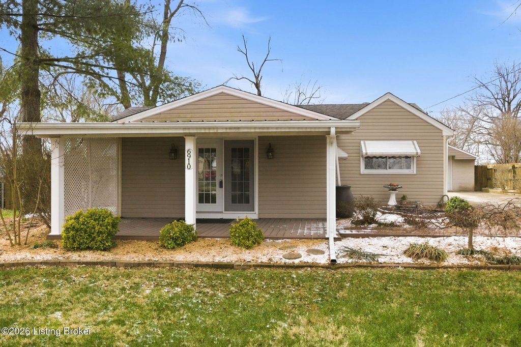 Photo of 6910 John Adams Way, Louisville, KY 40272 (MLS # 1711875)