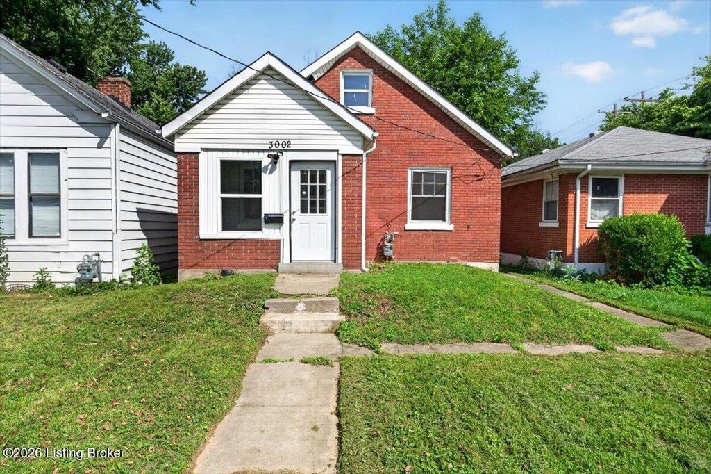 Photo of 3002 Taylor Blvd, Louisville, KY 40208 (MLS # 1726572)