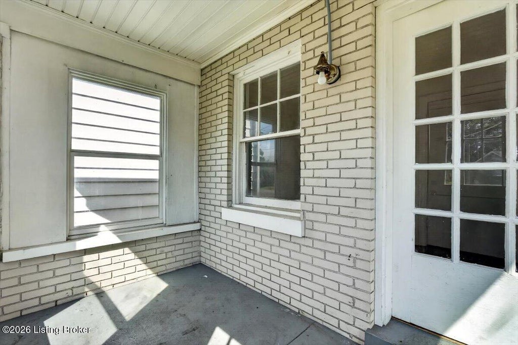 Photo of 3002 Taylor Blvd, Louisville, KY 40208 (MLS # 1726572)