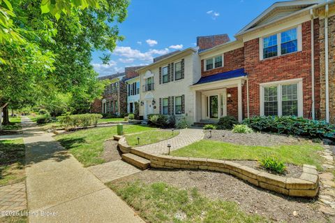 Photo of 9518 Wessex Pl, Louisville, KY 40222 (MLS # 1717250)