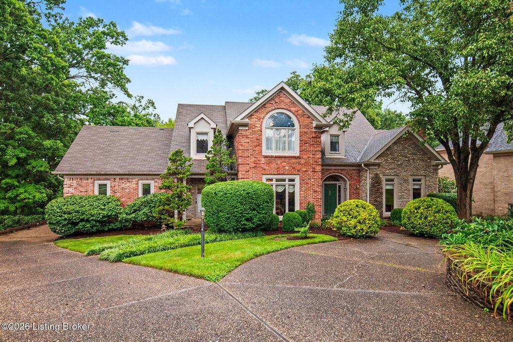 Photo of 14701 Forest Creek Way, Louisville, KY 40245 (MLS # 1722963)