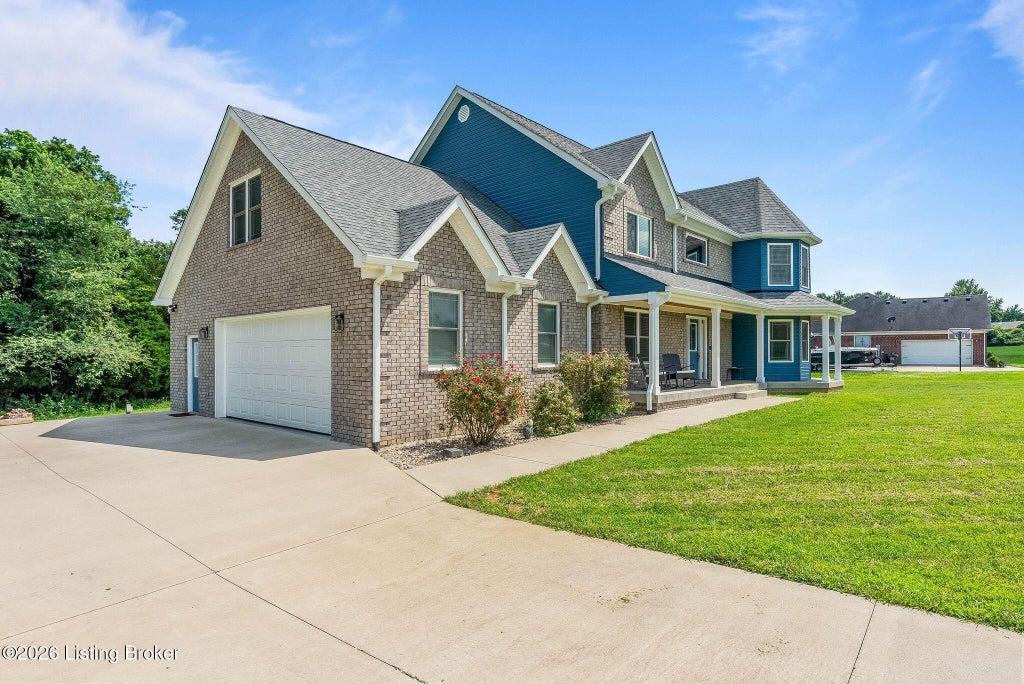 Photo of 260 Solitude Way, Shepherdsville, KY 40165 (MLS # 1724673)
