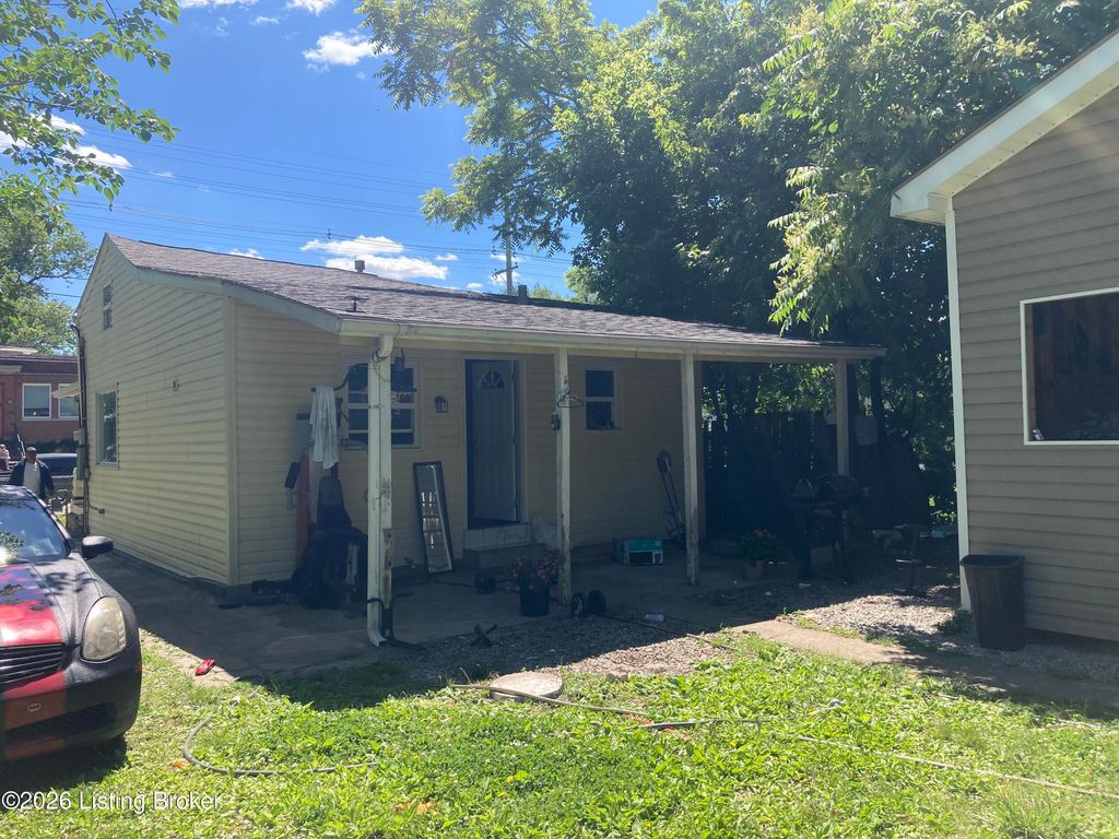 Photo of 2323 Portland Ave, Louisville, KY 40212 (MLS # 1717967)