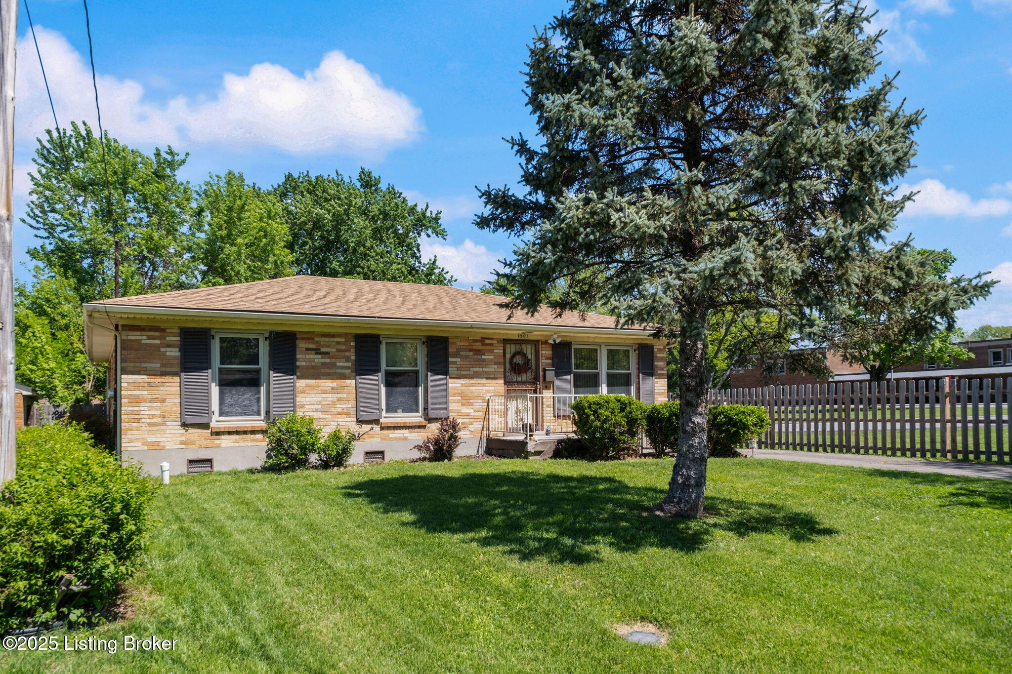 1501 Cornette Way, Louisville, Kentucky image 2