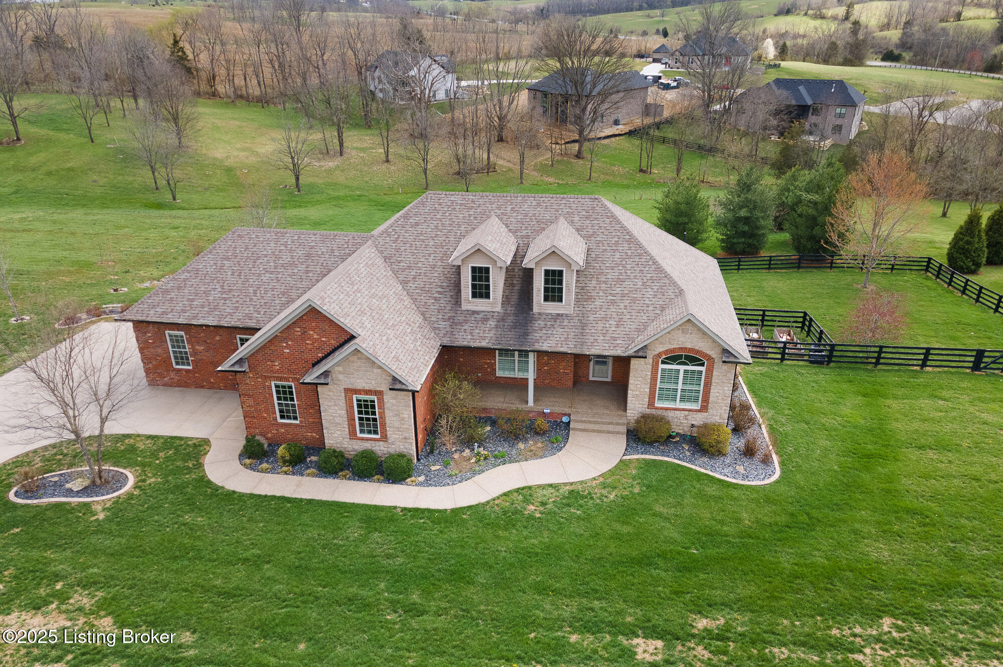 70 Alexander Way, Fisherville, Kentucky image 2