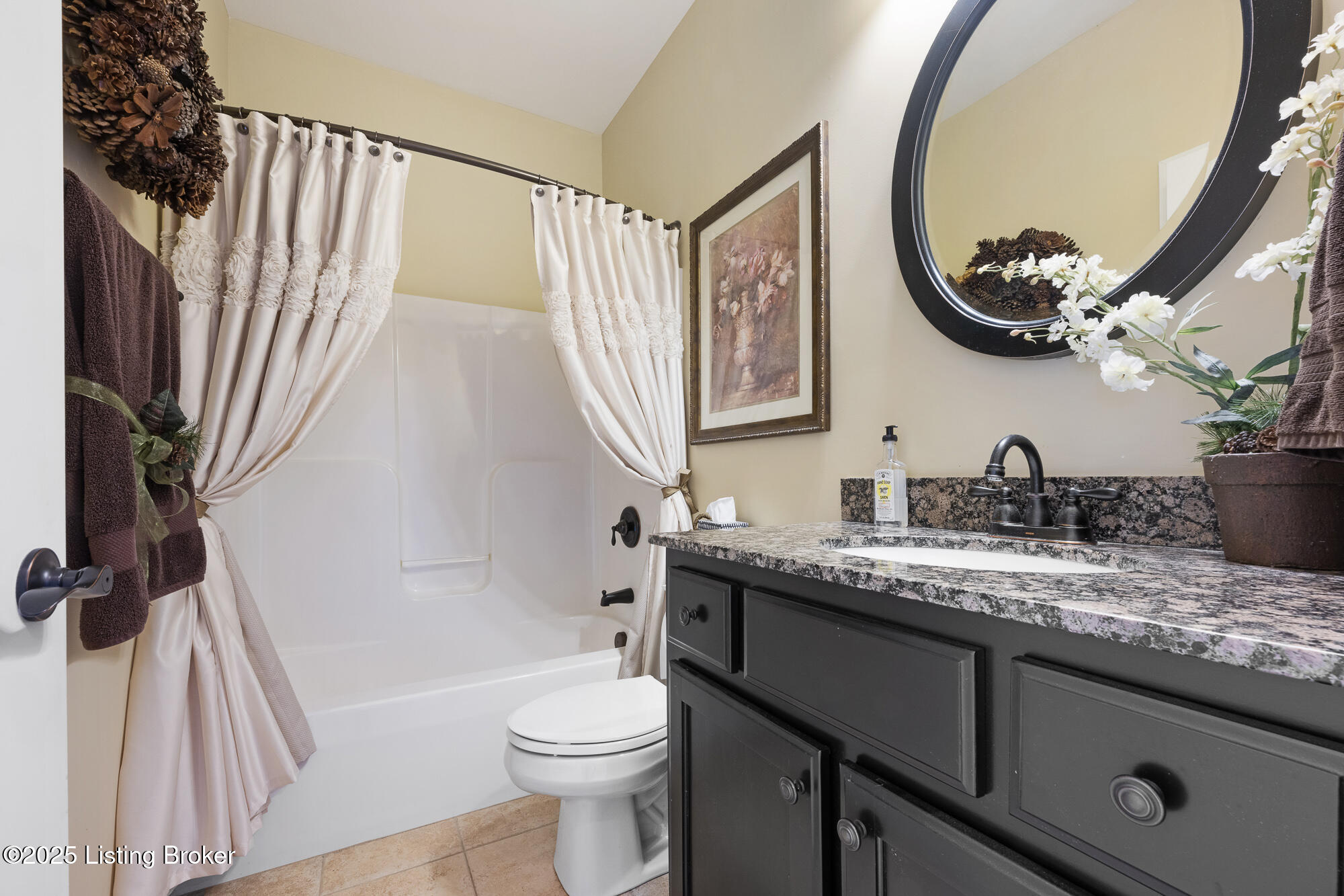 70 Alexander Way, Fisherville, Kentucky image 21