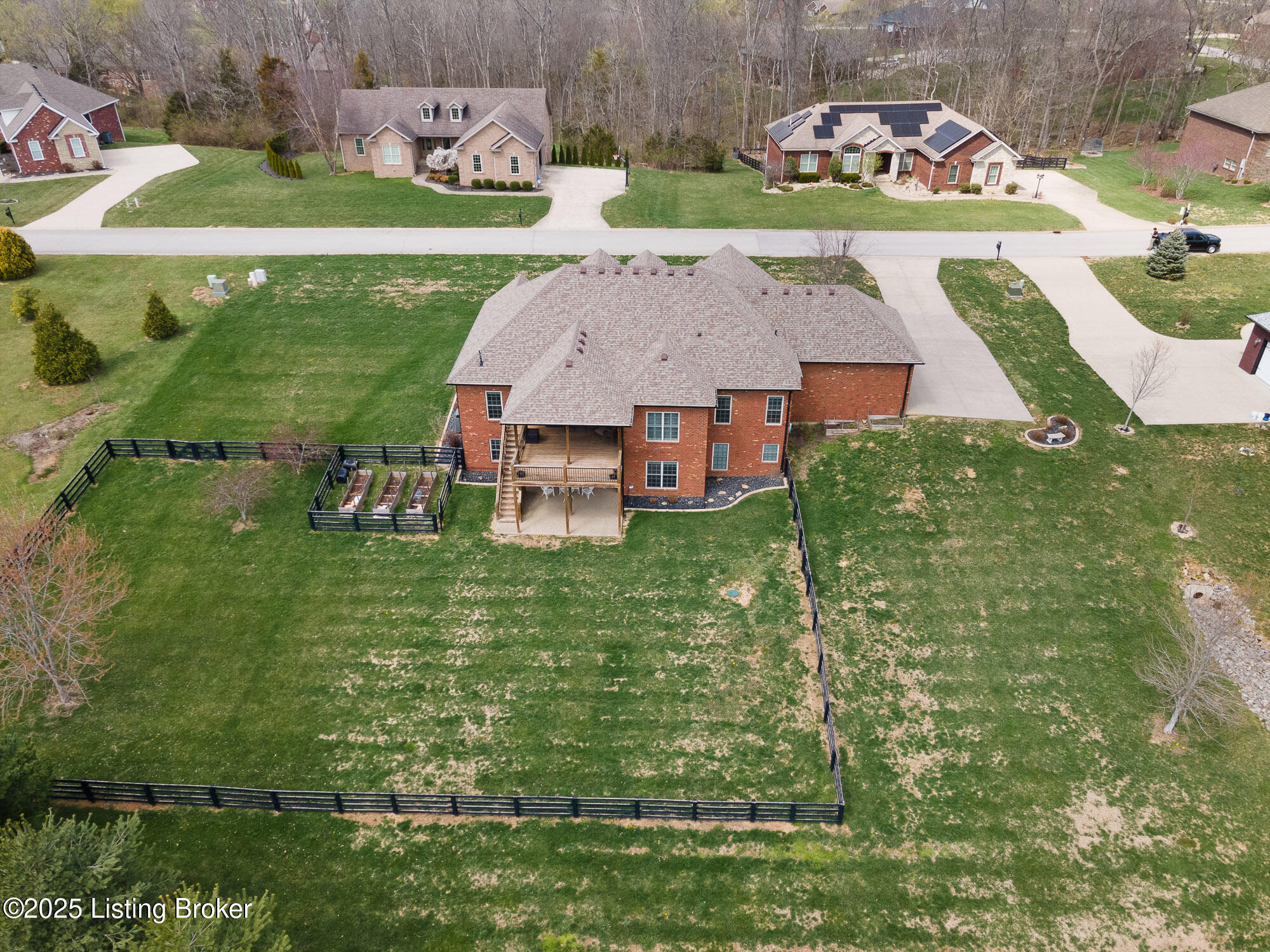 70 Alexander Way, Fisherville, Kentucky image 6