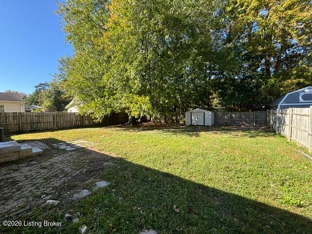 Photo of 9612 Turnpike View Dr, Louisville, KY 40229 (MLS # 1732050)