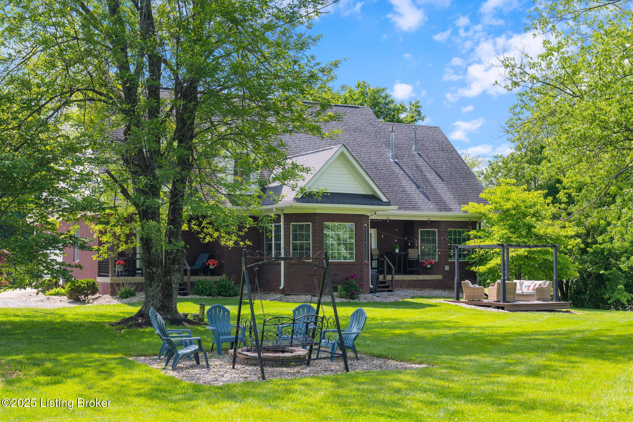 3817 Carriage Hill Dr, Crestwood, Pennsylvania image 46