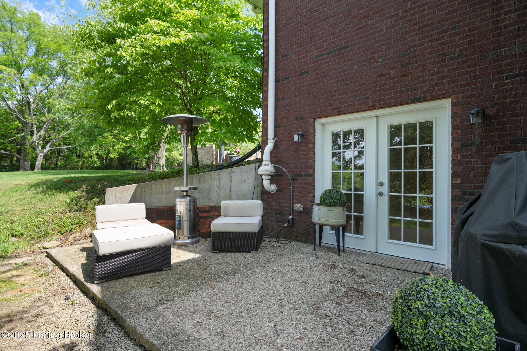 3817 Carriage Hill Dr, Crestwood, Pennsylvania image 40