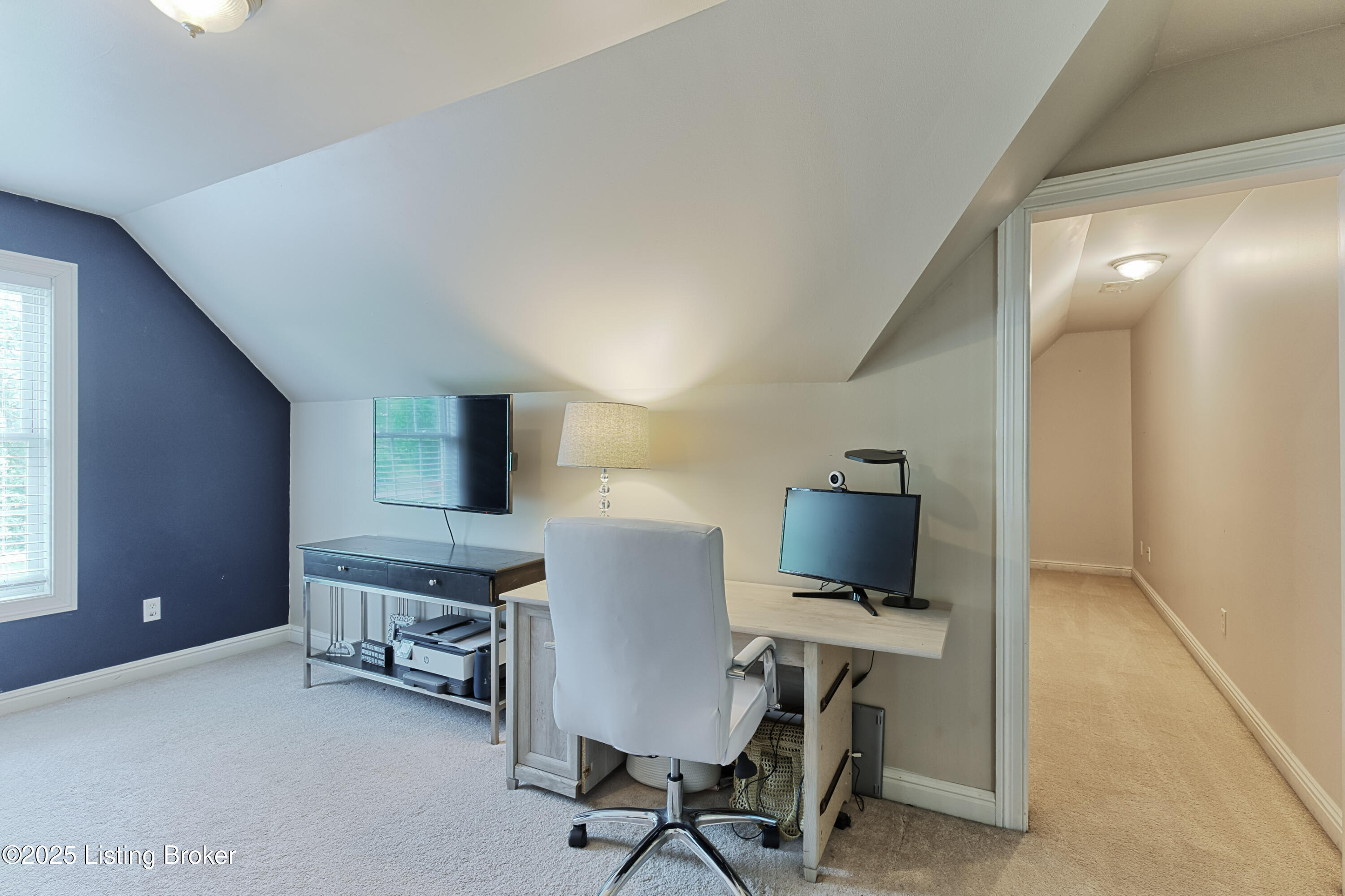 3817 Carriage Hill Dr, Crestwood, Pennsylvania image 32
