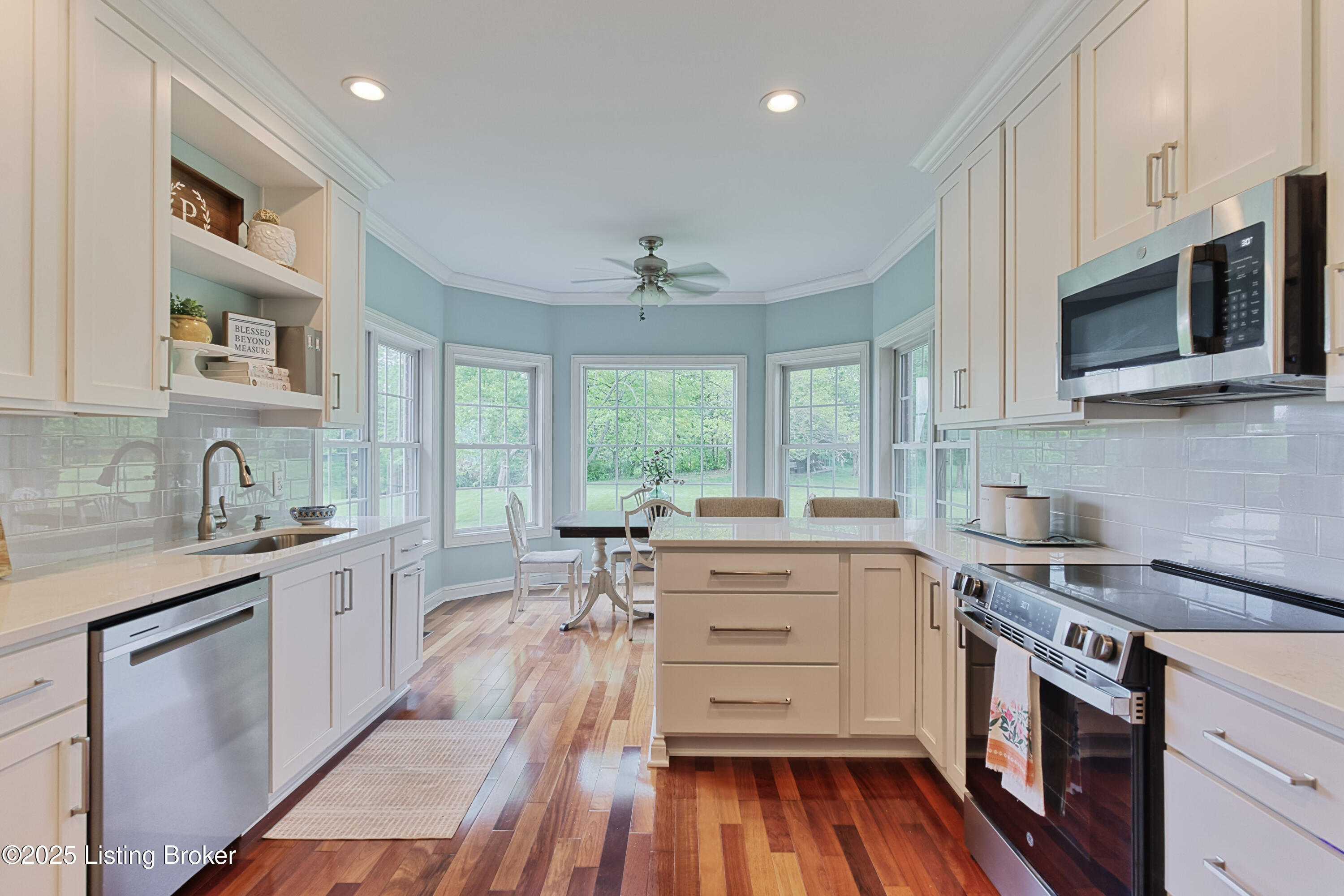 3817 Carriage Hill Dr, Crestwood, Pennsylvania image 9