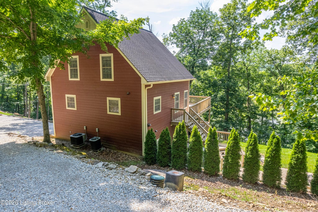 Photo of 467 / 512 Tules Landing Shores Ln, Westview, KY 40178 (MLS # 1720726)