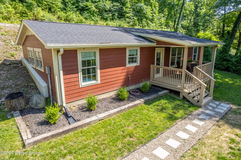 Photo of 467 / 512 Tules Landing Shores Ln, Westview, KY 40178 (MLS # 1720726)