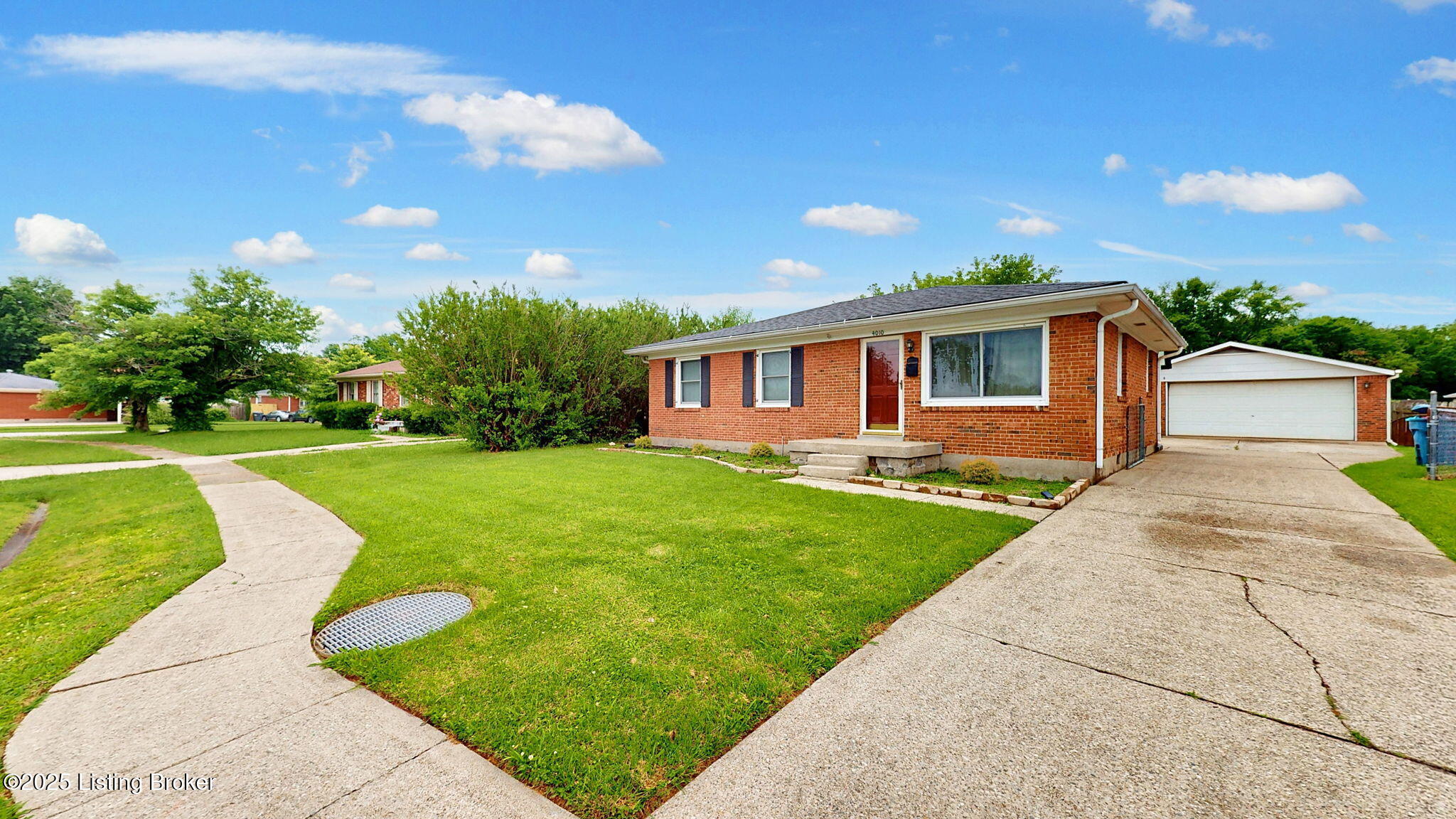 4010 Sirate Ln, Louisville, Pennsylvania image 1