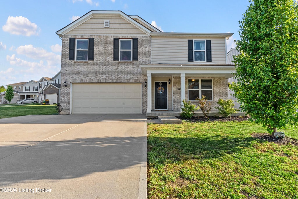 Photo of 11723 Trottingham Cir, Louisville, KY 40299 (MLS # 1720047)