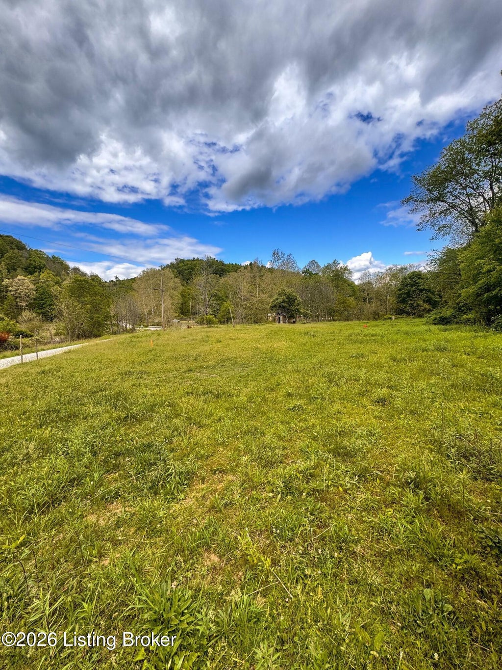Photo of 0 Bee Hollow Rd, Greenup, KY 41144 (MLS # 1719800)
