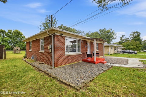 Tiny photo for 5212 Witten Dr, Louisville, KY 40258 (MLS # 1728984)