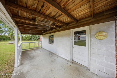 Tiny photo for 5212 Witten Dr, Louisville, KY 40258 (MLS # 1728984)