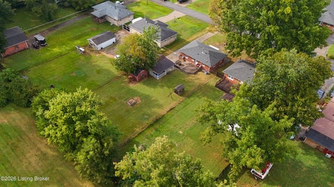 Tiny photo for 5212 Witten Dr, Louisville, KY 40258 (MLS # 1728984)