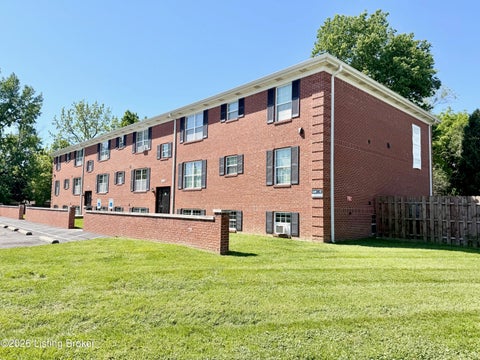 Apartment For Rent - 3544 Brockton Ln #2<br/> Louisville, KY 40220
