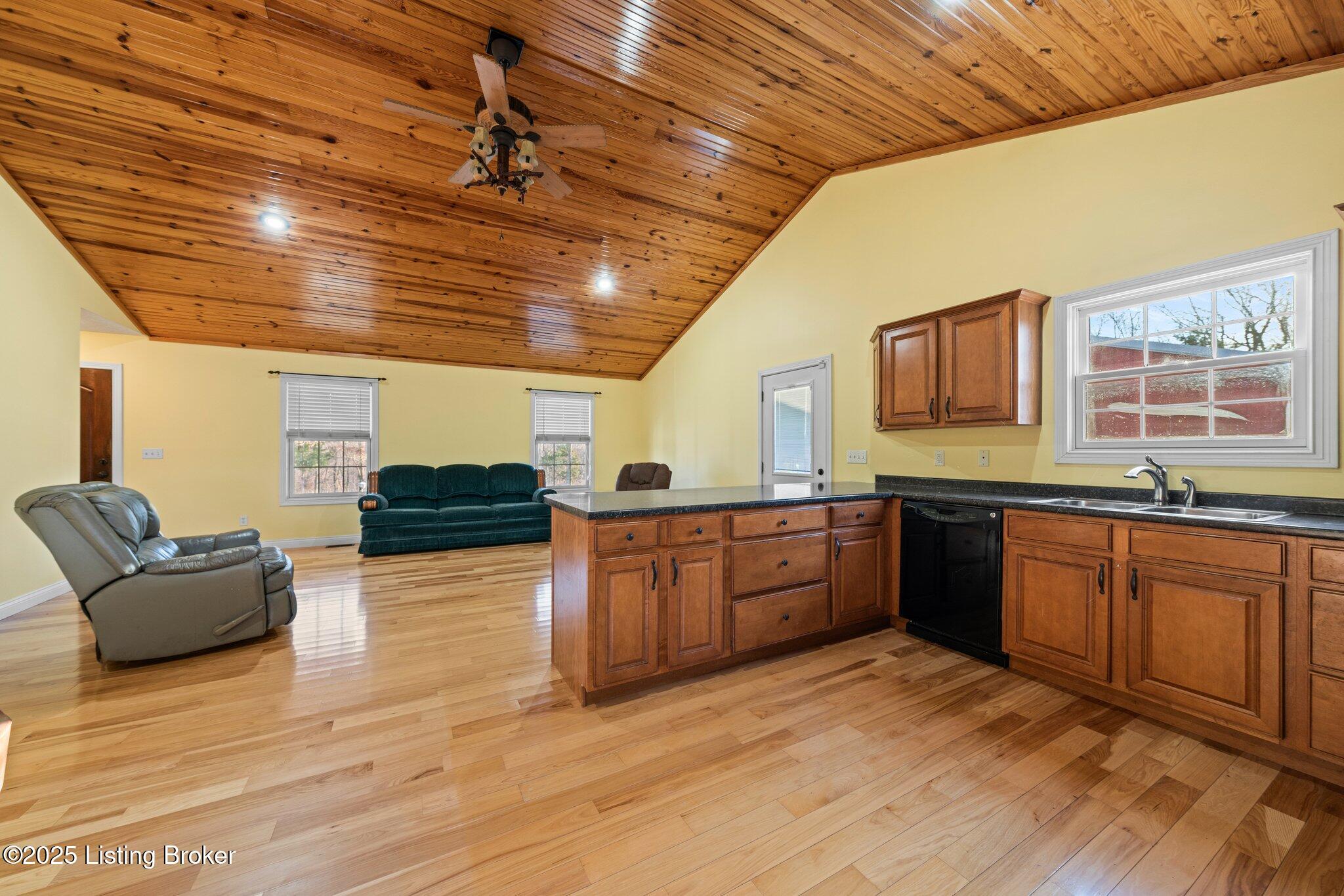 971 Junction Rd, Falls Of Rough, Kentucky image 11