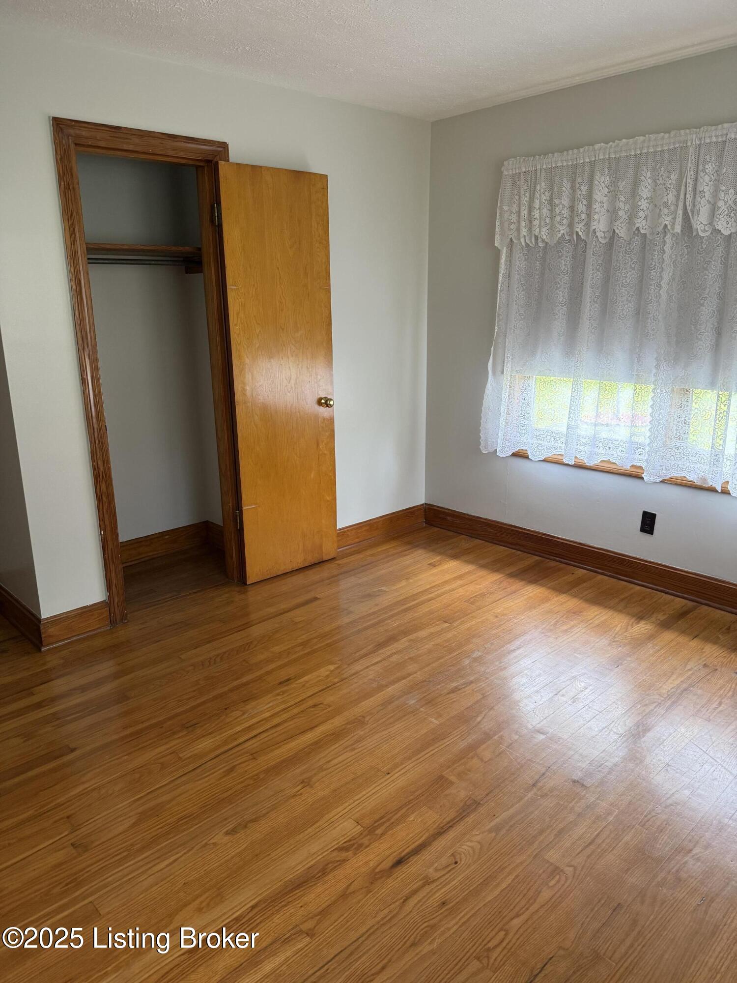 5009 Maryman Rd, Louisville, Kentucky image 4