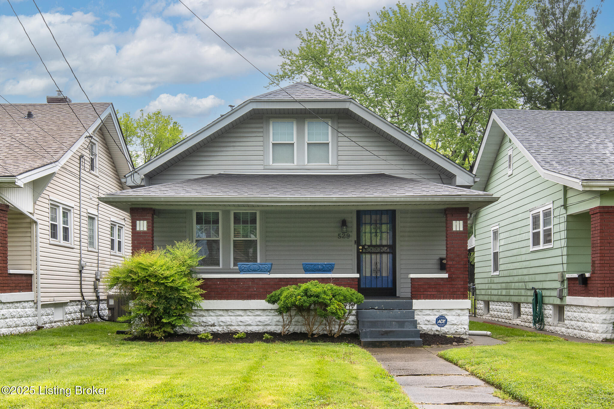 529 E Barbee Ave, Louisville, Pennsylvania image 2