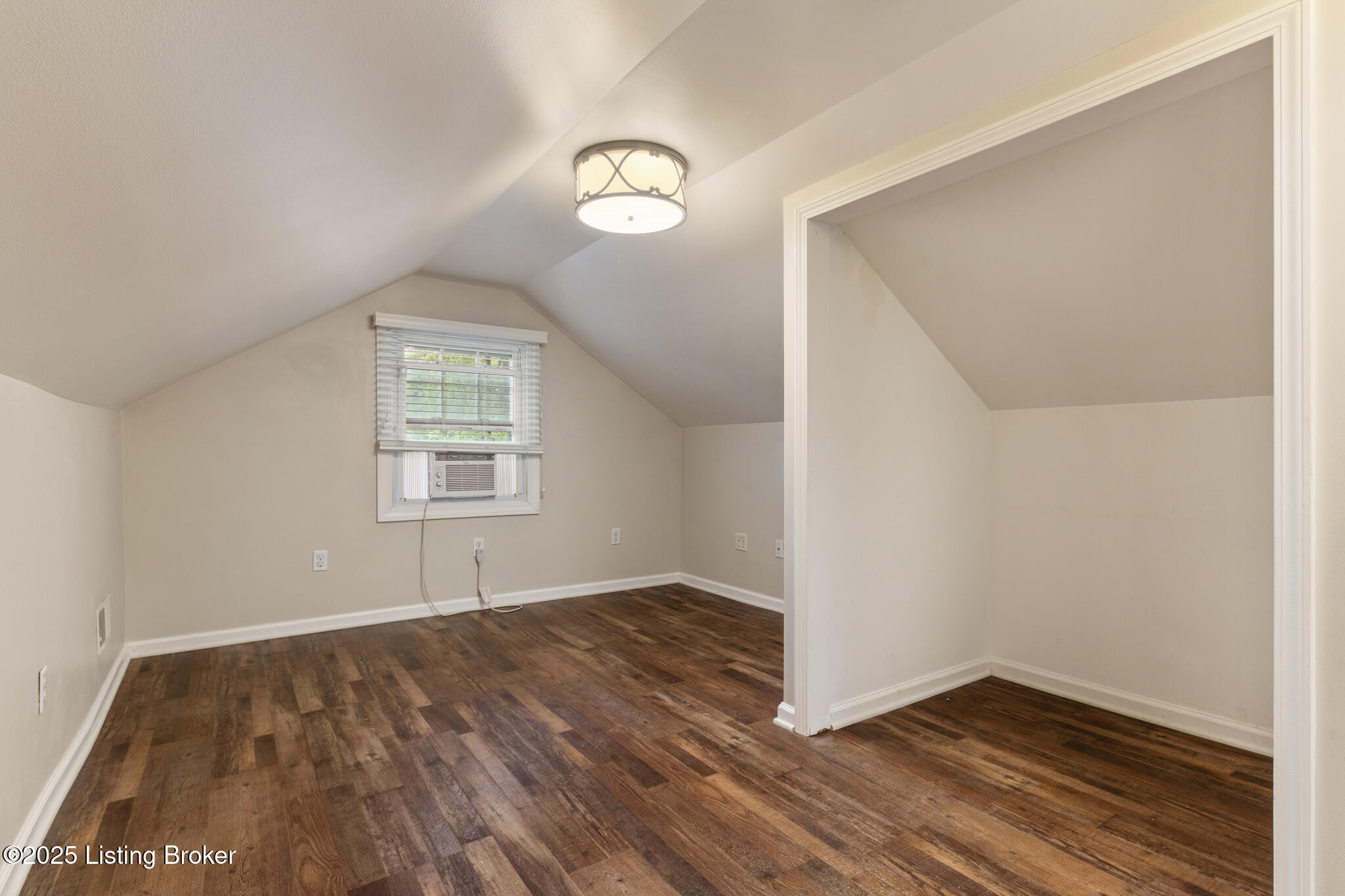 529 E Barbee Ave, Louisville, Pennsylvania image 21