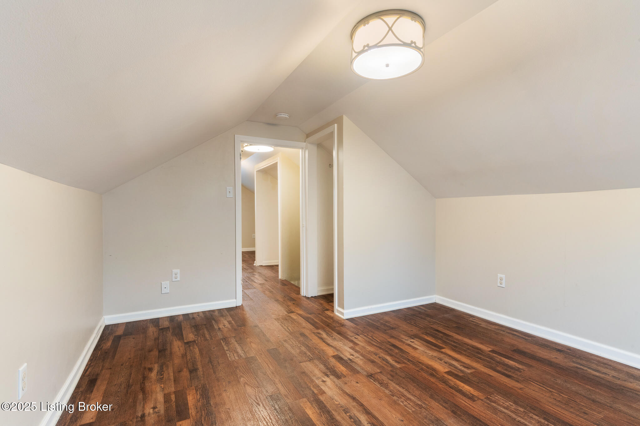 529 E Barbee Ave, Louisville, Pennsylvania image 25