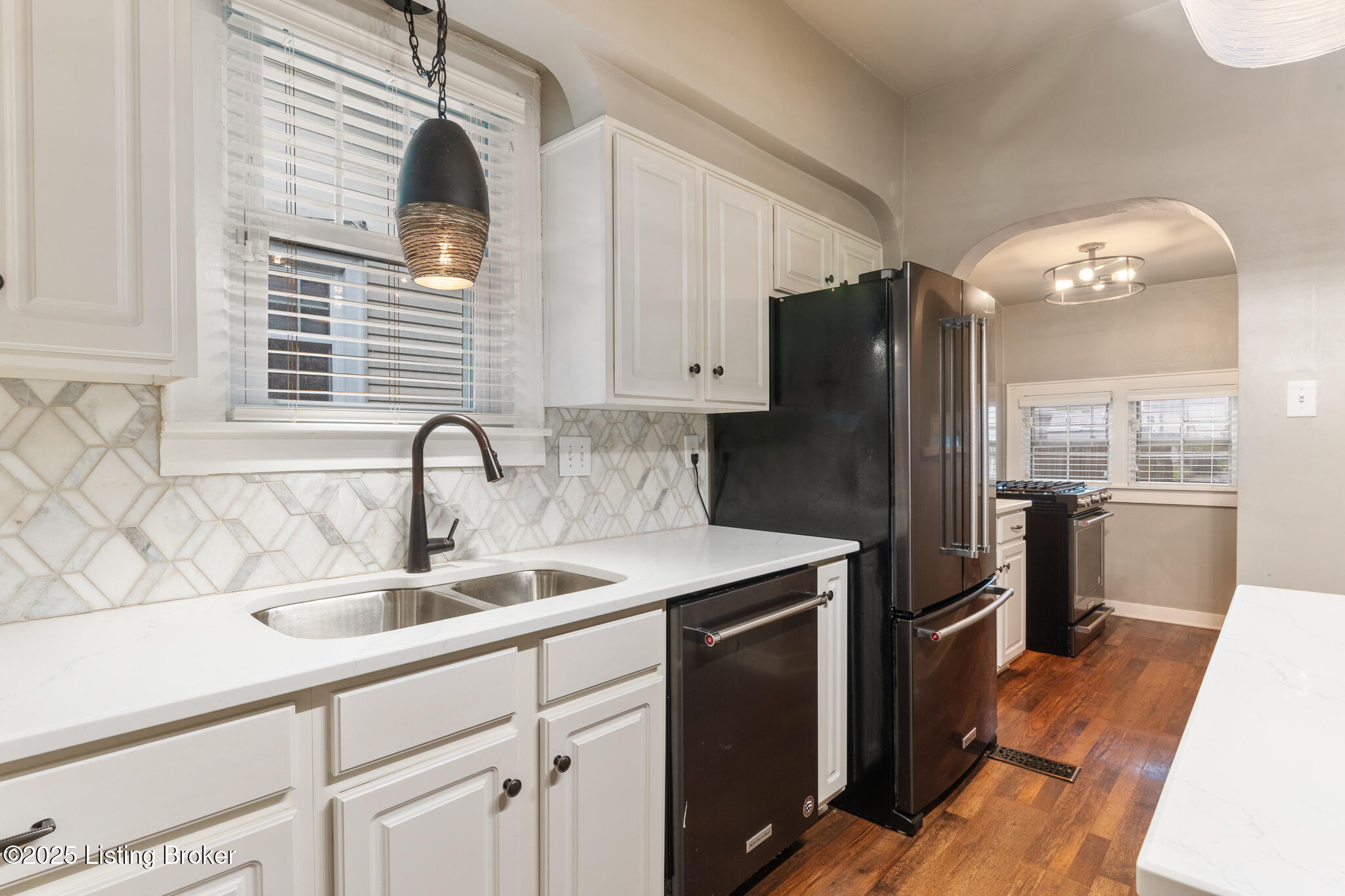 529 E Barbee Ave, Louisville, Pennsylvania image 13