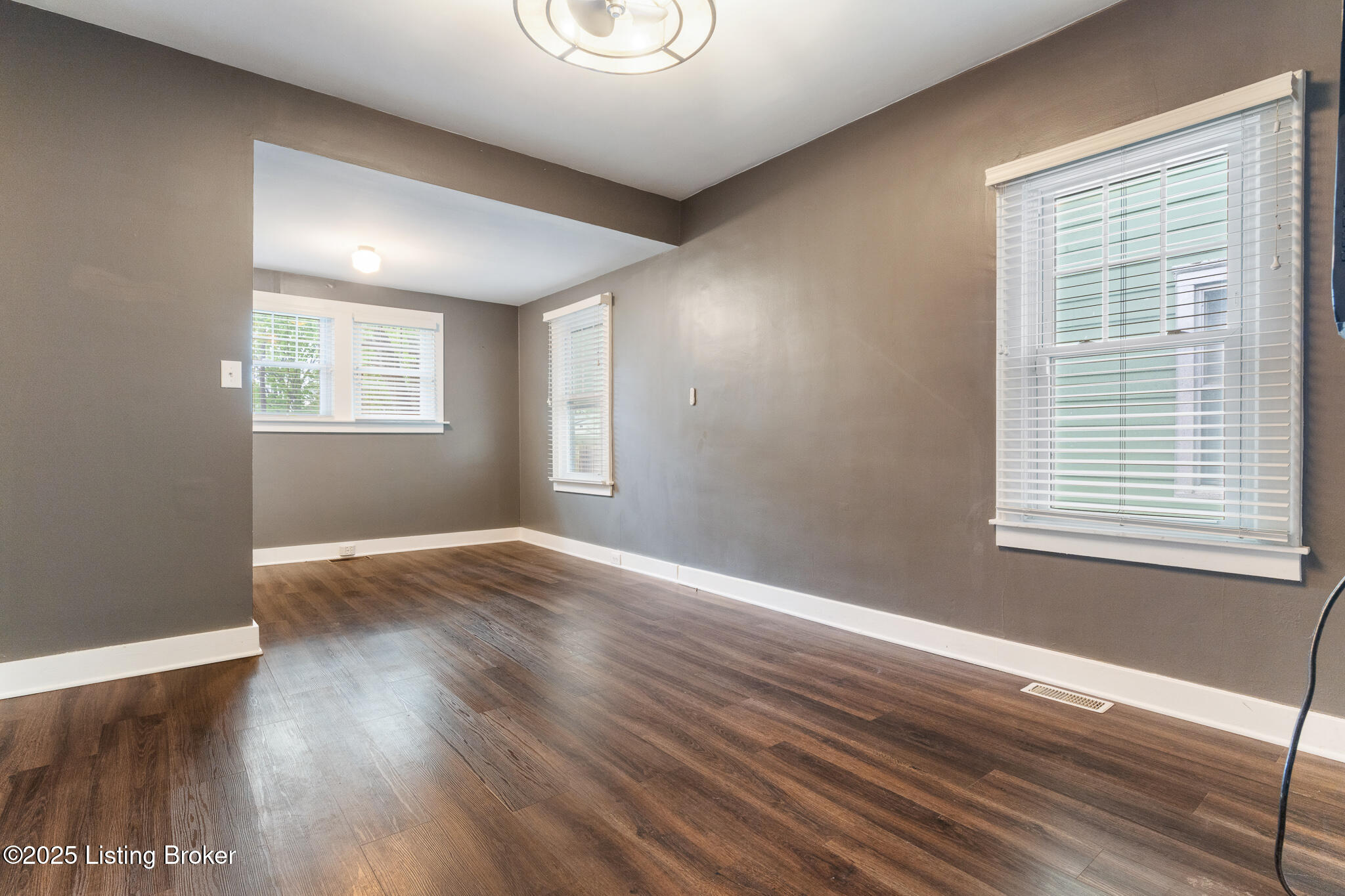 529 E Barbee Ave, Louisville, Pennsylvania image 17