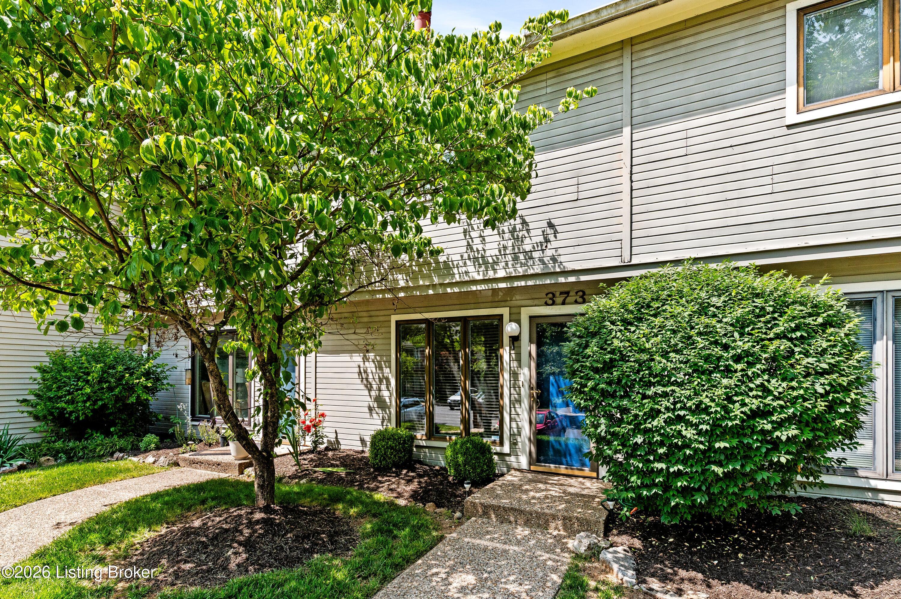 373 Crescent Spring Dr 373