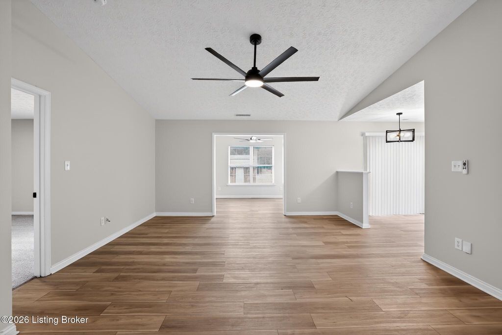 Photo of 4523 Shelvis Dr, Louisville, KY 40216 (MLS # 1718386)