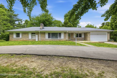 Homes For Sale - 7708 Smyrna Pkwy<br/> Louisville, KY 40228
