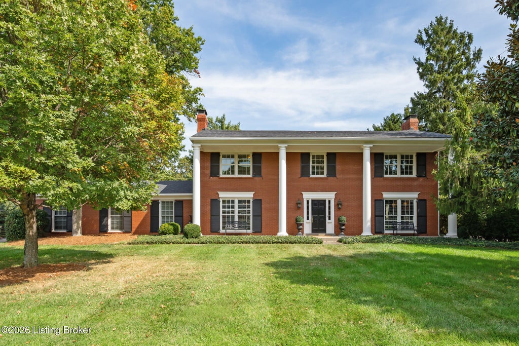 Photo of 2203 Merrick Rd, Louisville, KY 40207 (MLS # 1730952)