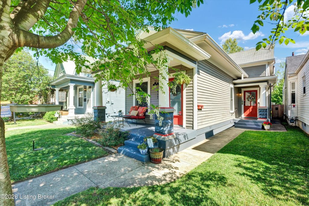 Photo of 1043 E Kentucky St, Louisville, KY 40204 (MLS # 1714399)