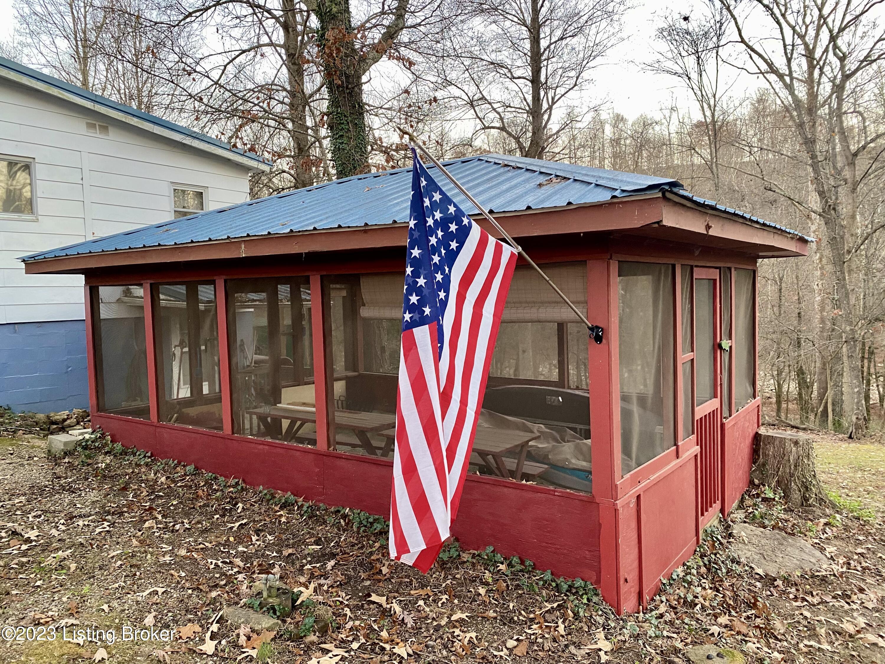281 Adkins Camp Loop Loop, Hudson, Kentucky image 4