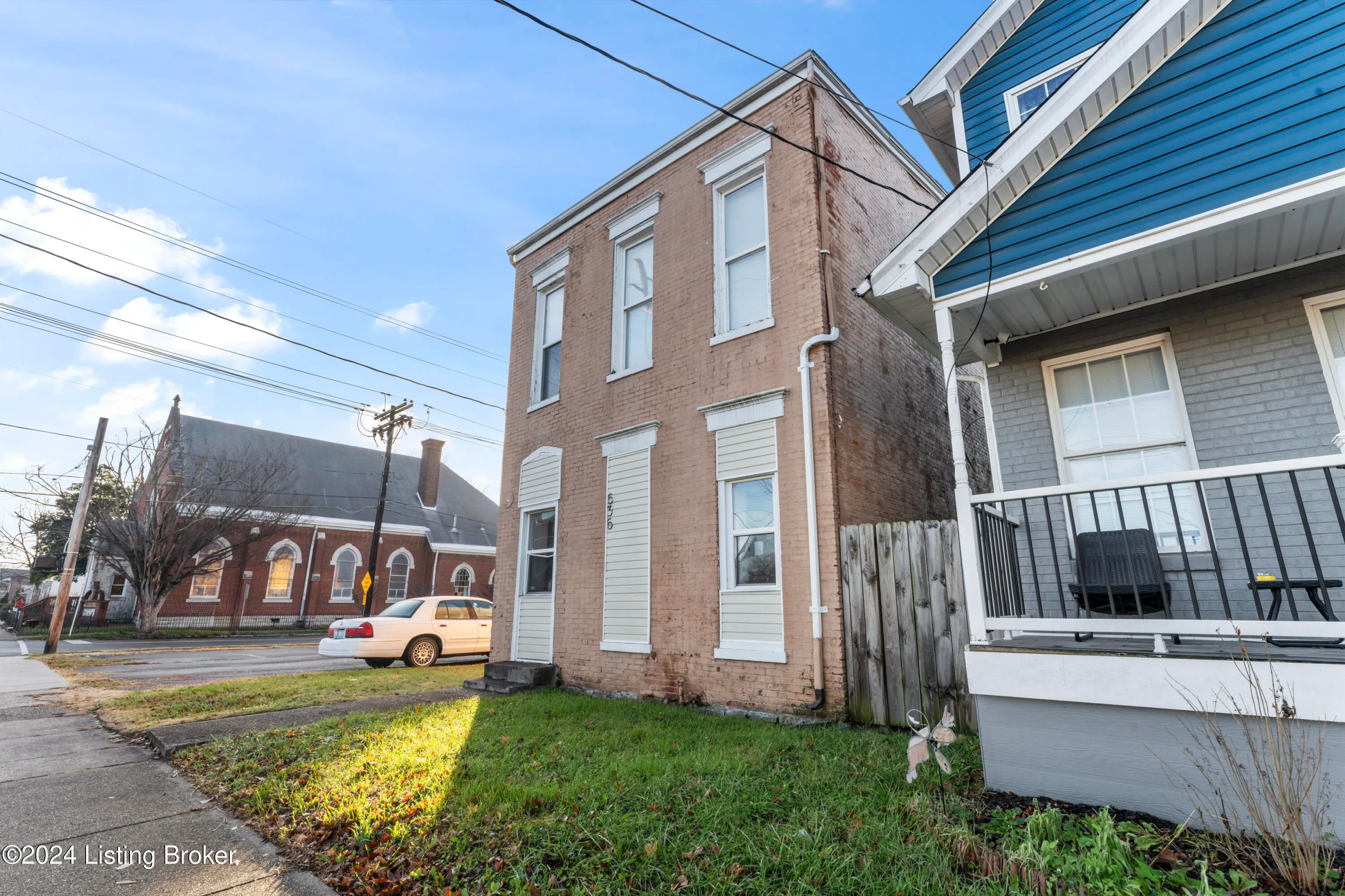 Louisville, Kentucky 40203, United States, 2 Bedrooms Bedrooms, ,1 BathroomBathrooms,Residential,Active,25531