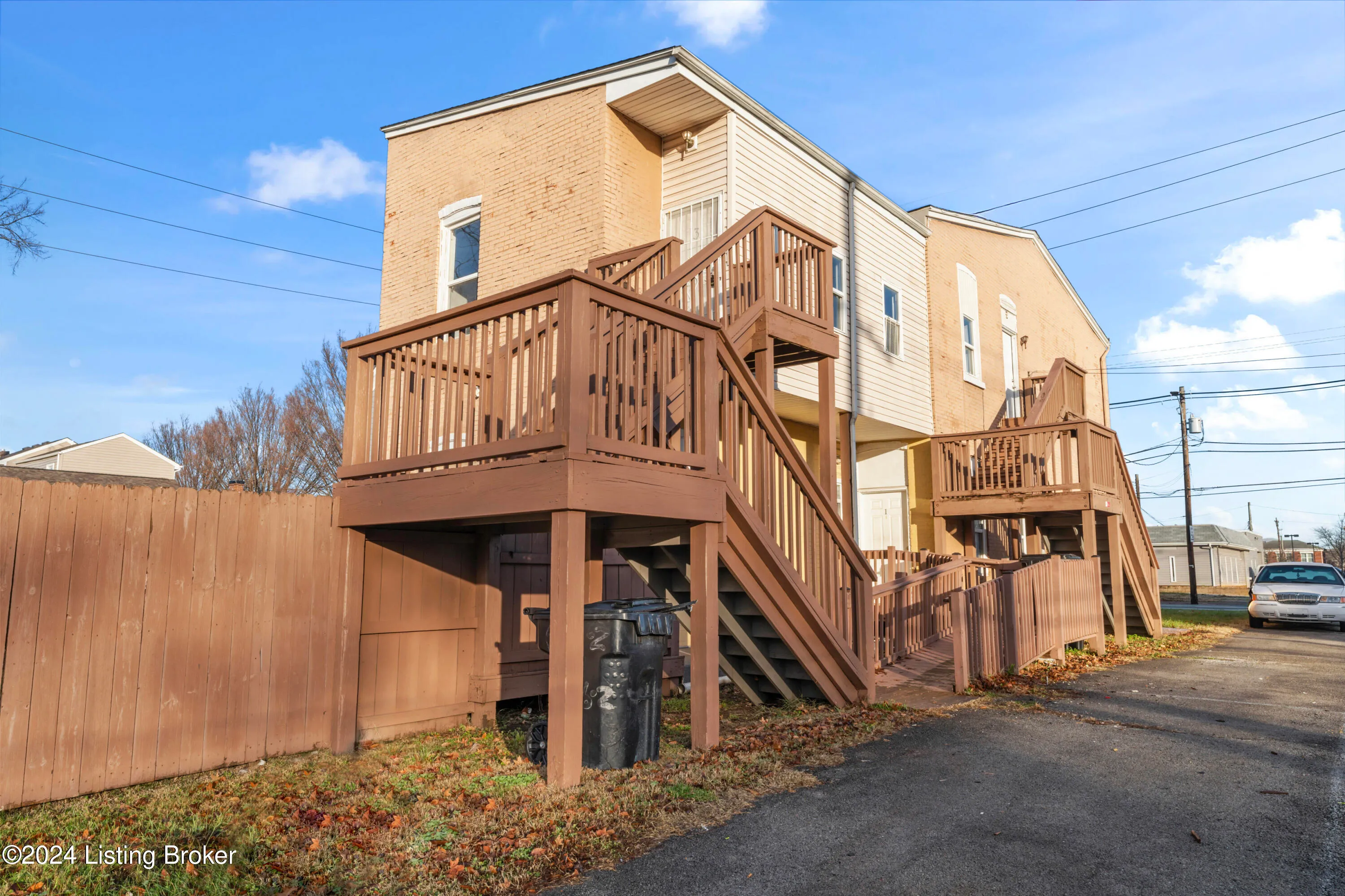 Louisville, Kentucky 40203, United States, 2 Bedrooms Bedrooms, ,1 BathroomBathrooms,Residential,Active,25531