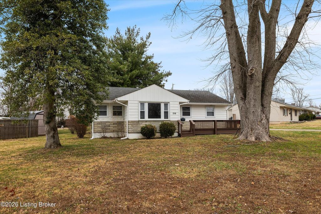 Photo of 218 Granvil Dr, Louisville, KY 40218 (MLS # 1706142)